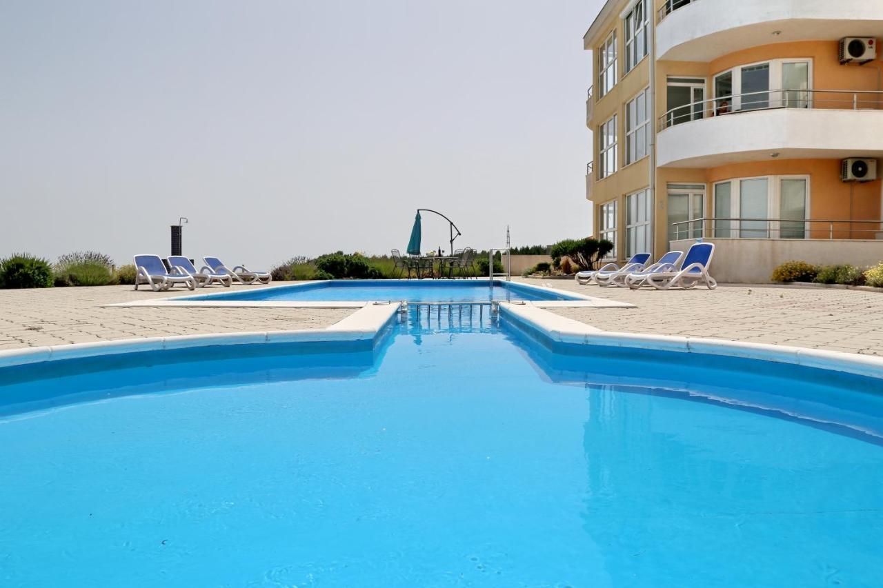 Luxury Apartment Petra Ravno Ngoại thất bức ảnh