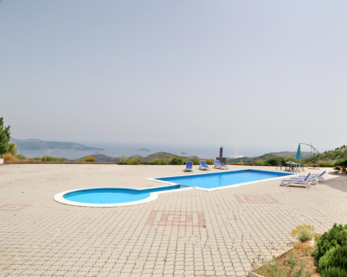 Luxury Apartment Petra Ravno Ngoại thất bức ảnh